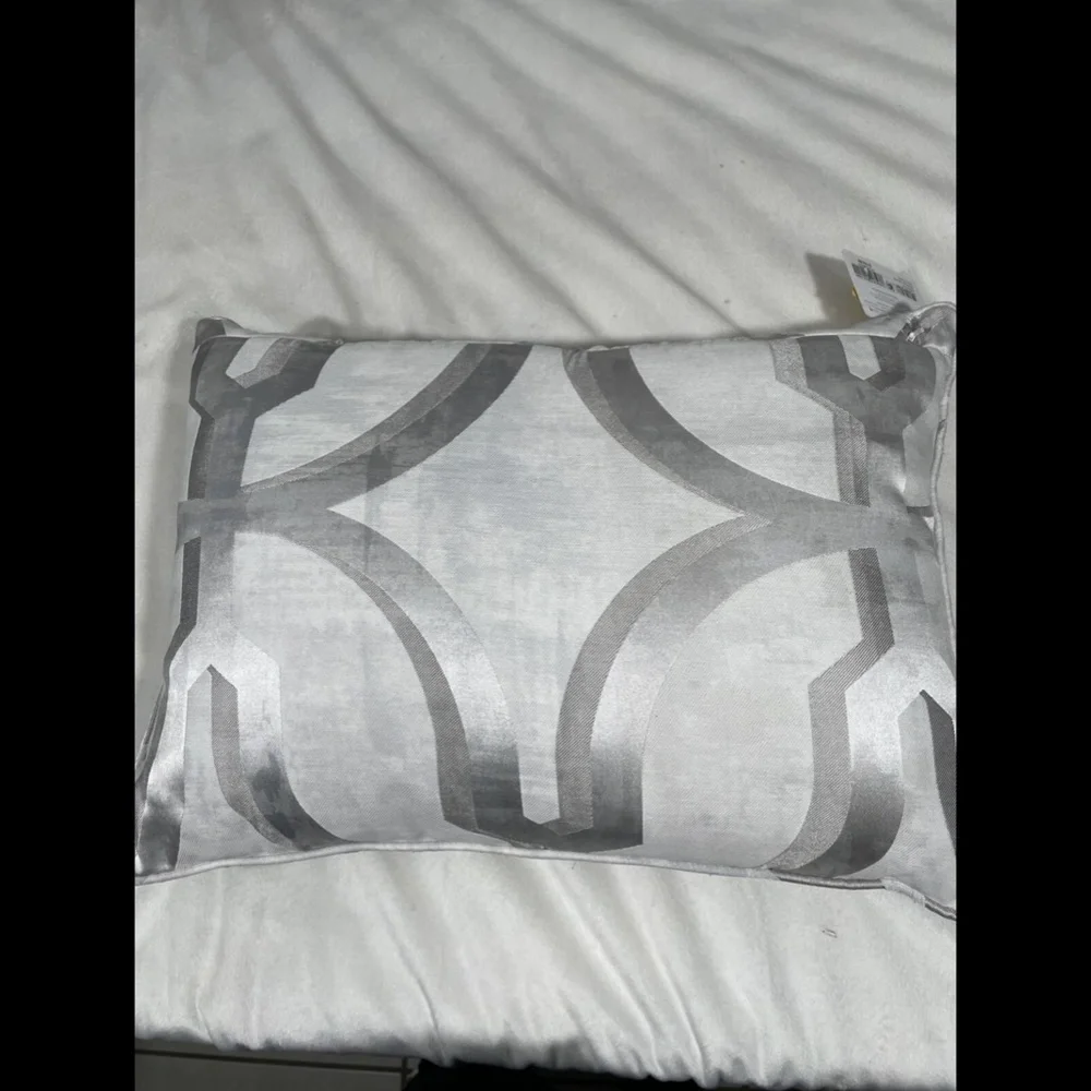NWT Hotel Collection Primativa Decorative Pillow‎